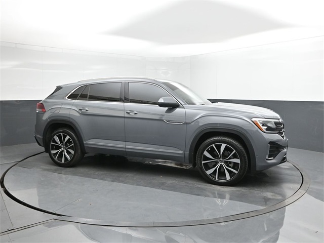 2024 Volkswagen Atlas Cross Sport SEL Premium R-Line photo 16