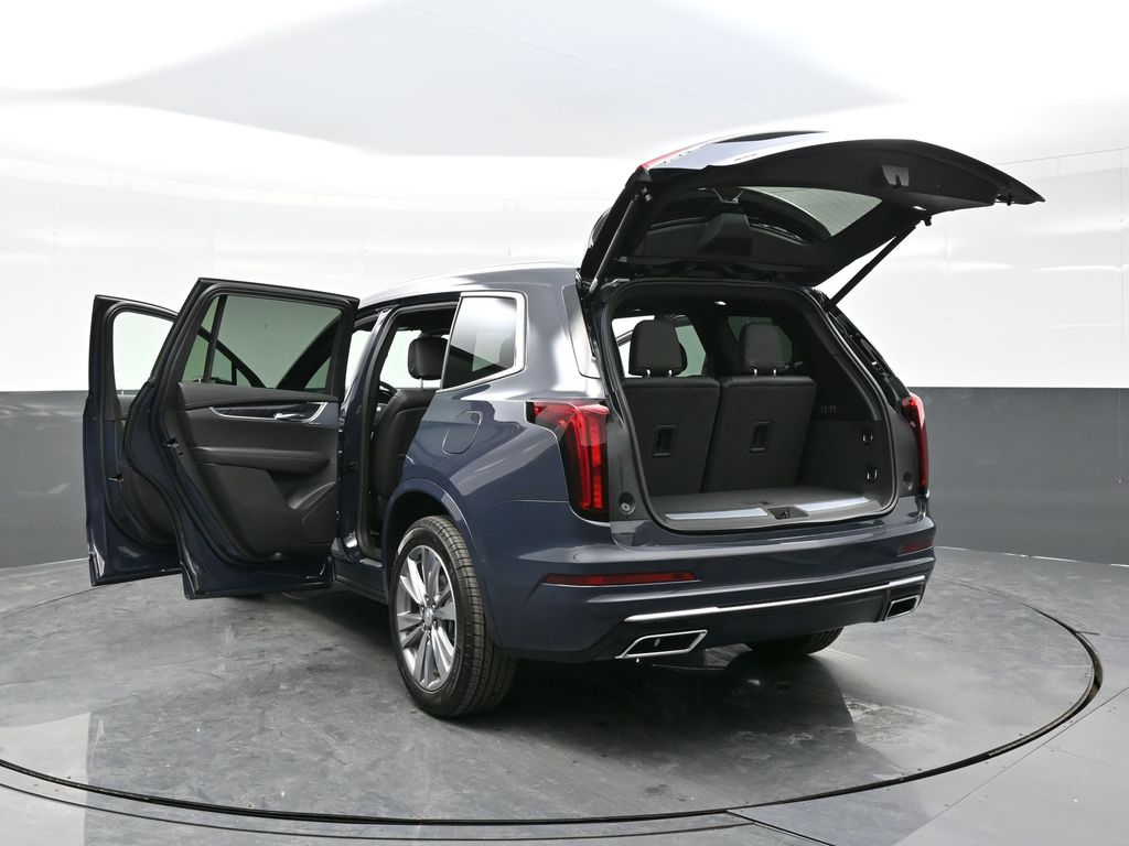 2025 Cadillac XT6 Premium Luxury photo 36