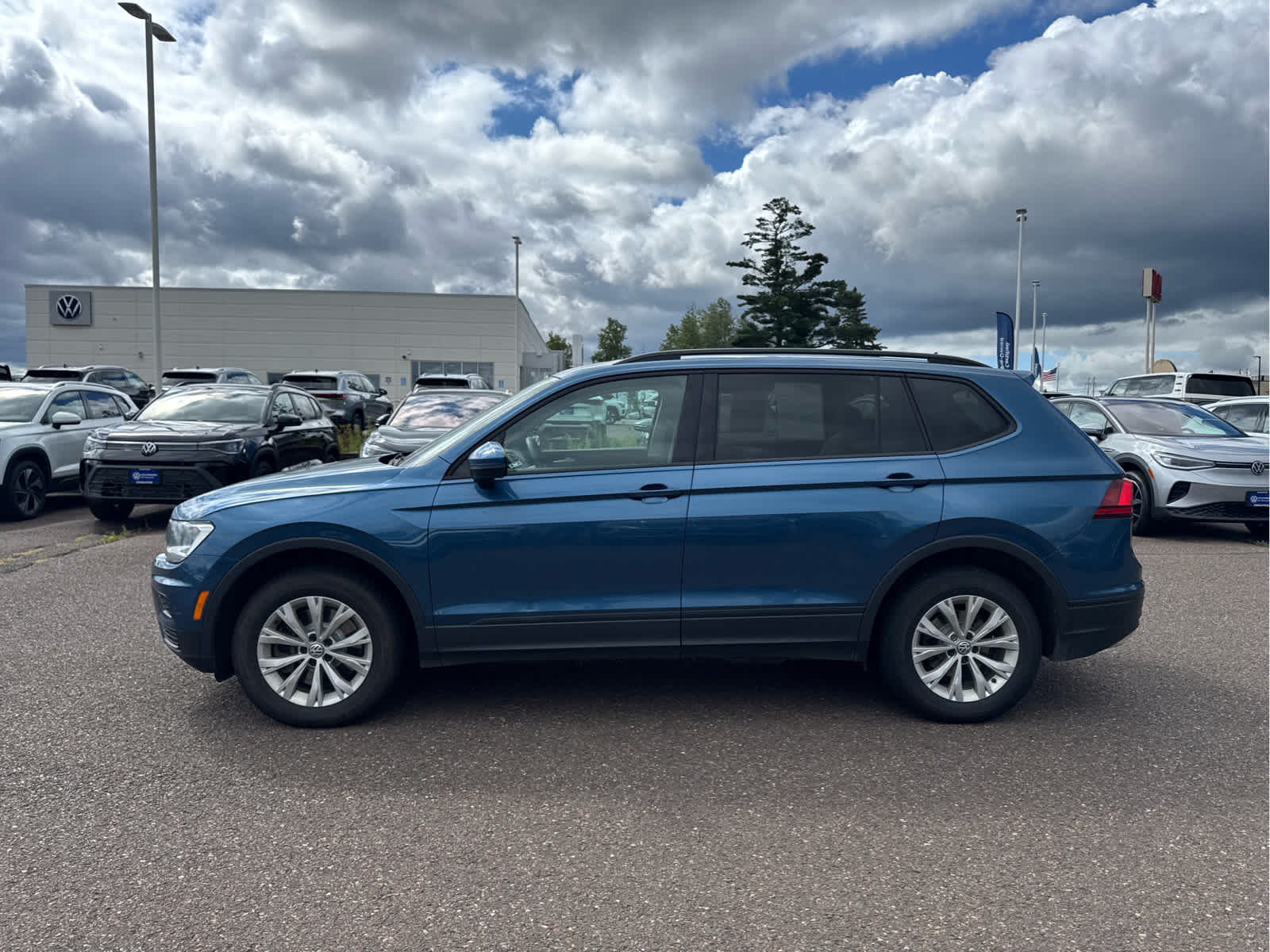 Used 2020 Volkswagen Tiguan S with VIN 3VV0B7AX7LM142394 for sale in Hermantown, Minnesota
