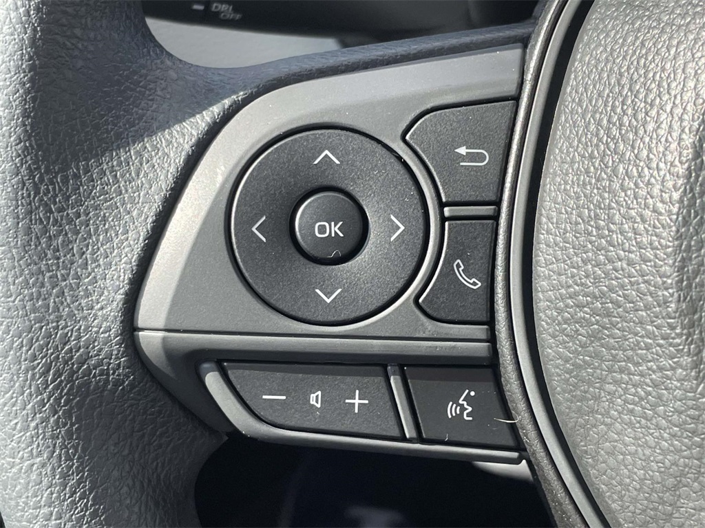 2026 Toyota Corolla LE photo 18
