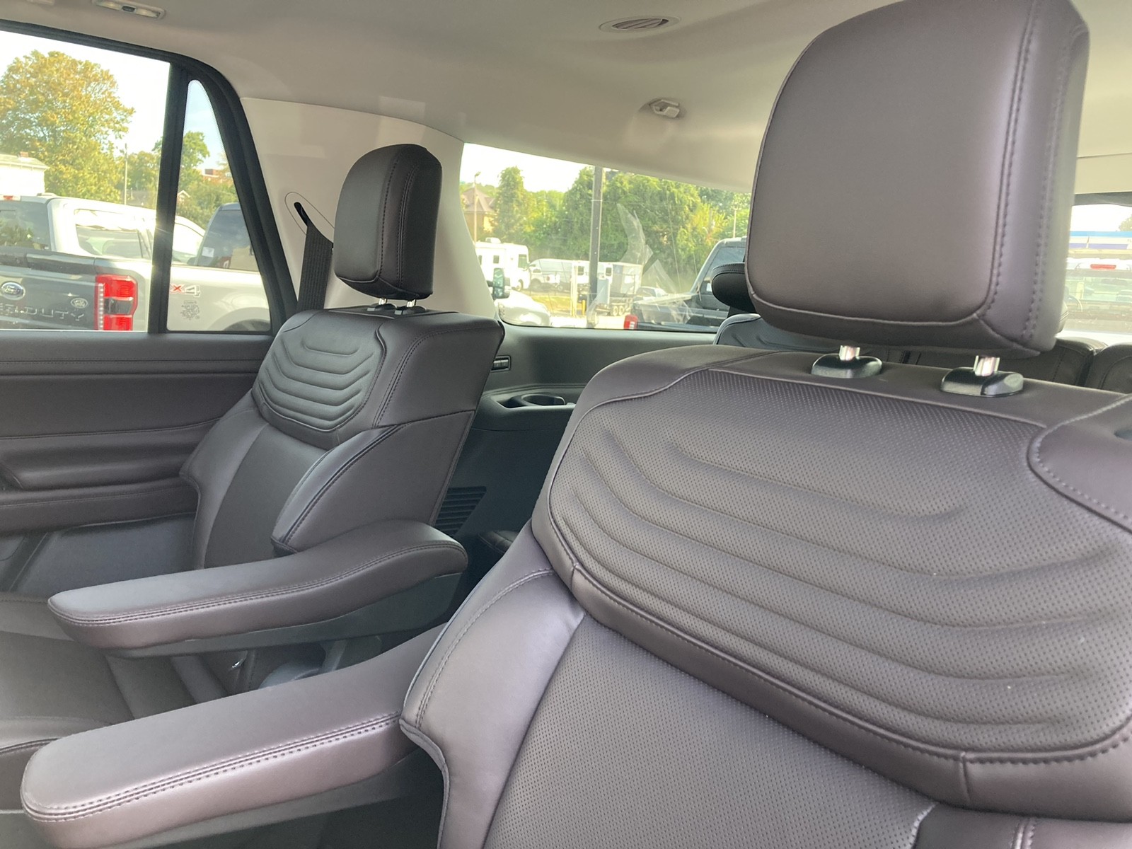 2025 Ford Expedition Platinum MAX photo 20