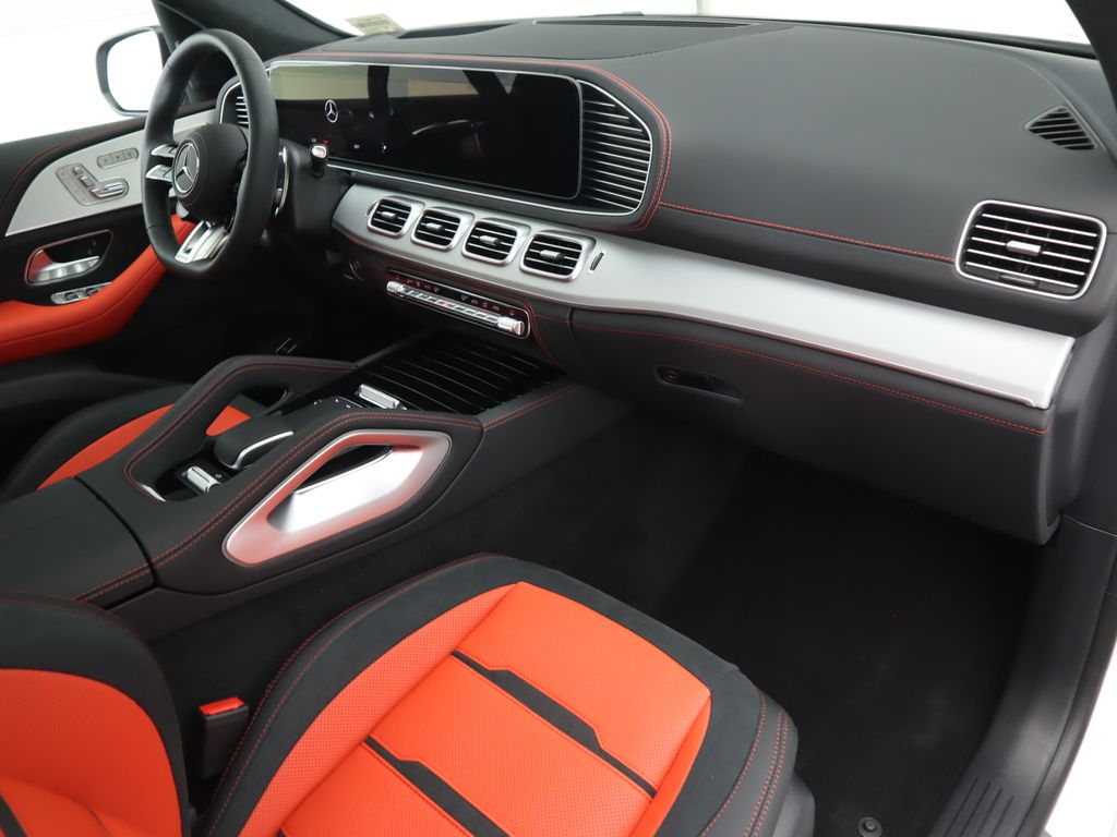2025 Mercedes Benz GLE AMG 63 S photo 17