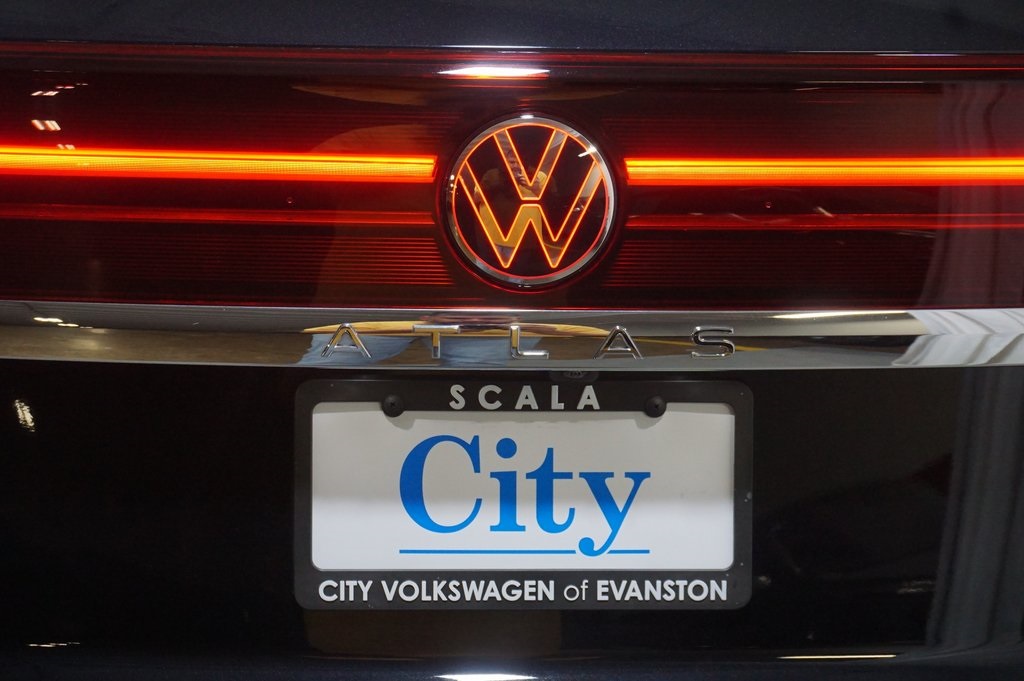 2025 Volkswagen Atlas Cross Sport SE Technology photo 32