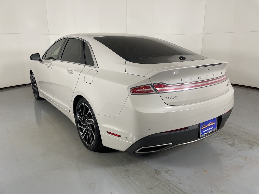 2020 Lincoln MKZ Hybrid Reserve photo 6