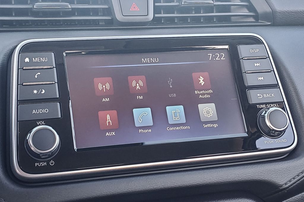 2025 Nissan Versa S photo 14