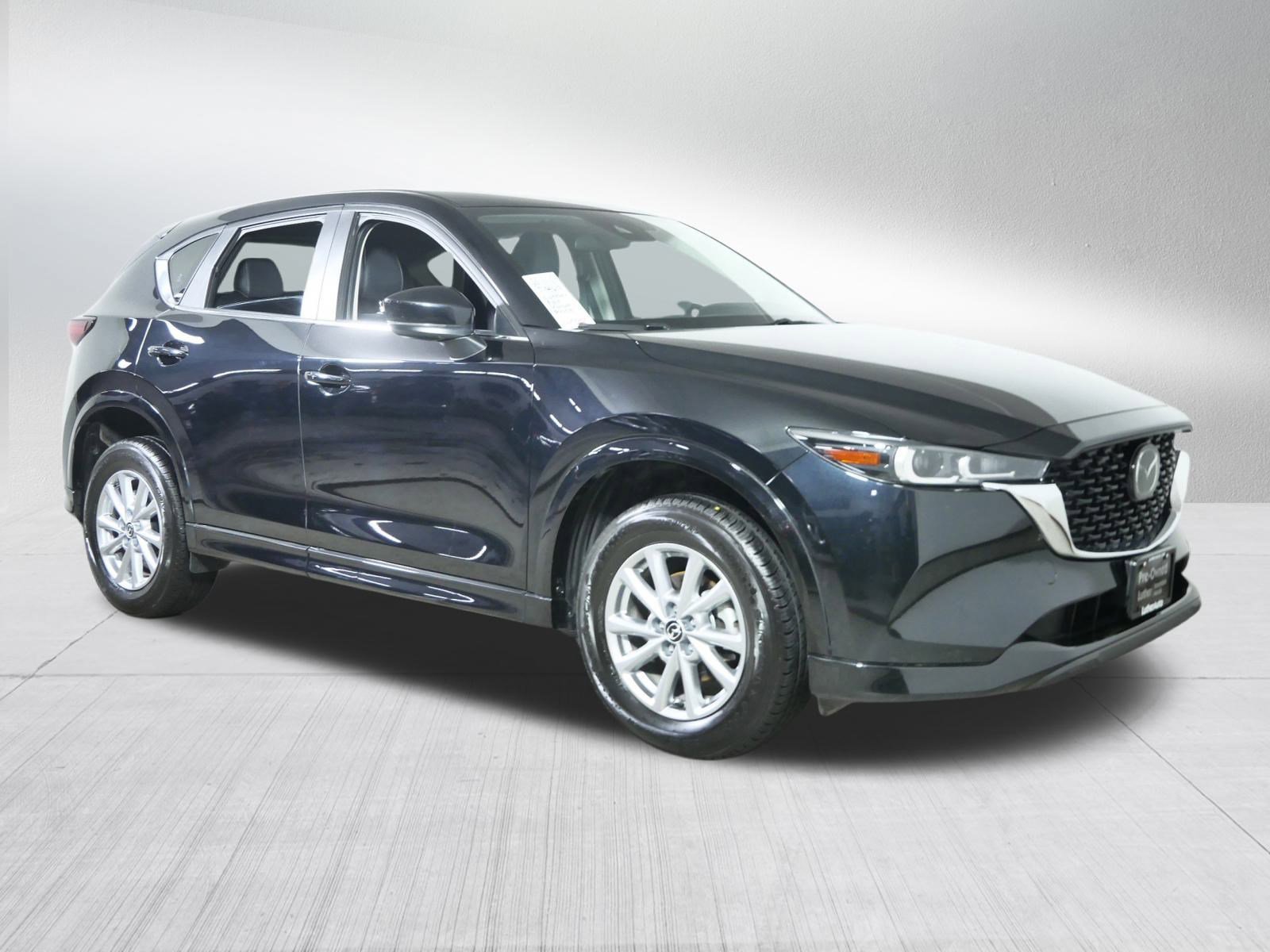 2025 Mazda CX-5 S Select Package's photo