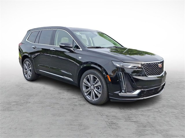 2025 Cadillac XT6 Premium Luxury photo 3