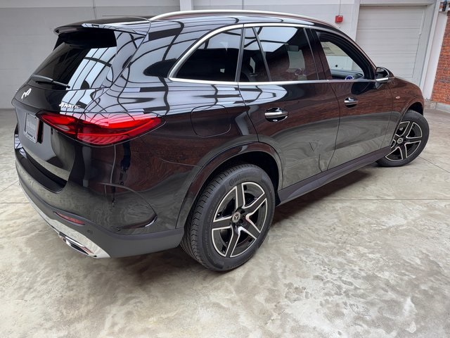 2025 Mercedes Benz GLC 350e 4MATIC photo 5