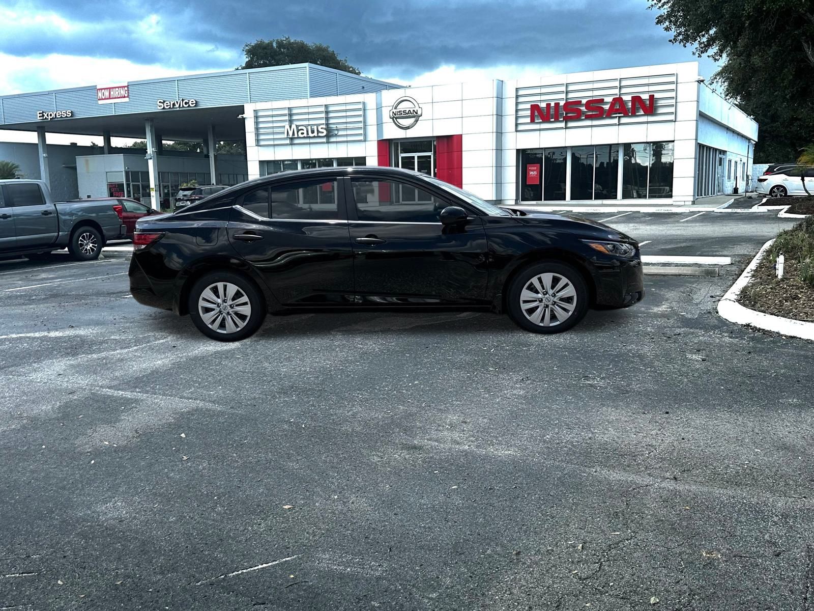 2025 Nissan Sentra S photo 2