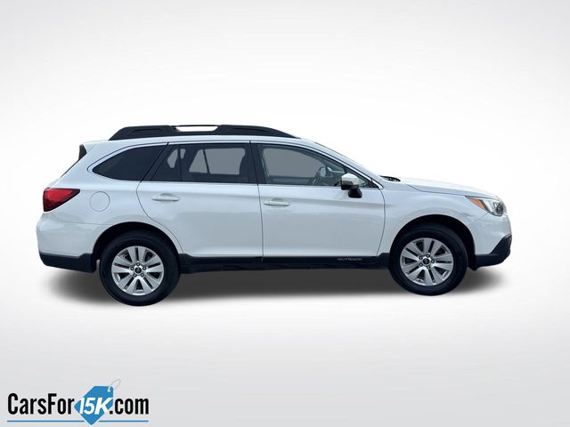 2017 Subaru Outback 2.5i Premium photo 2