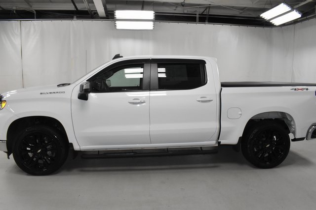 2022 Chevrolet Silverado 1500 LT photo 6