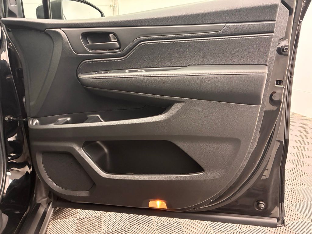2023 Honda Odyssey EX-L photo 29
