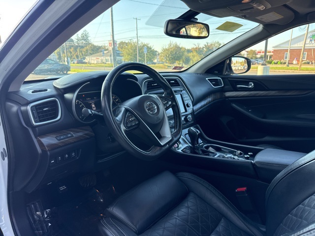 2017 Nissan Maxima Platinum photo 10