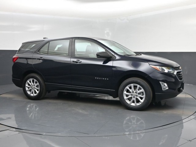 2021 Chevrolet Equinox LS's photo