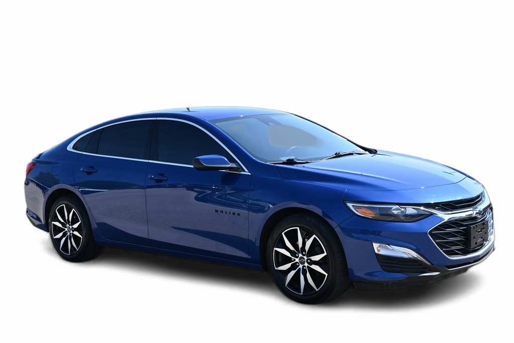 2023 Chevrolet Malibu RS photo 2
