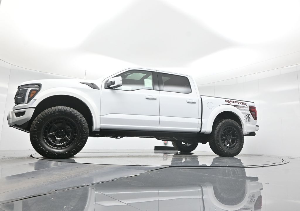 2025 Ford F-150 Raptor photo 6