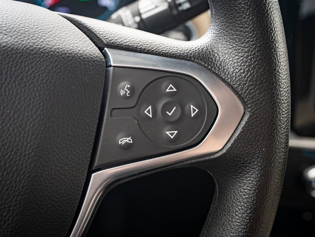 2023 Chevrolet Traverse LS photo 18