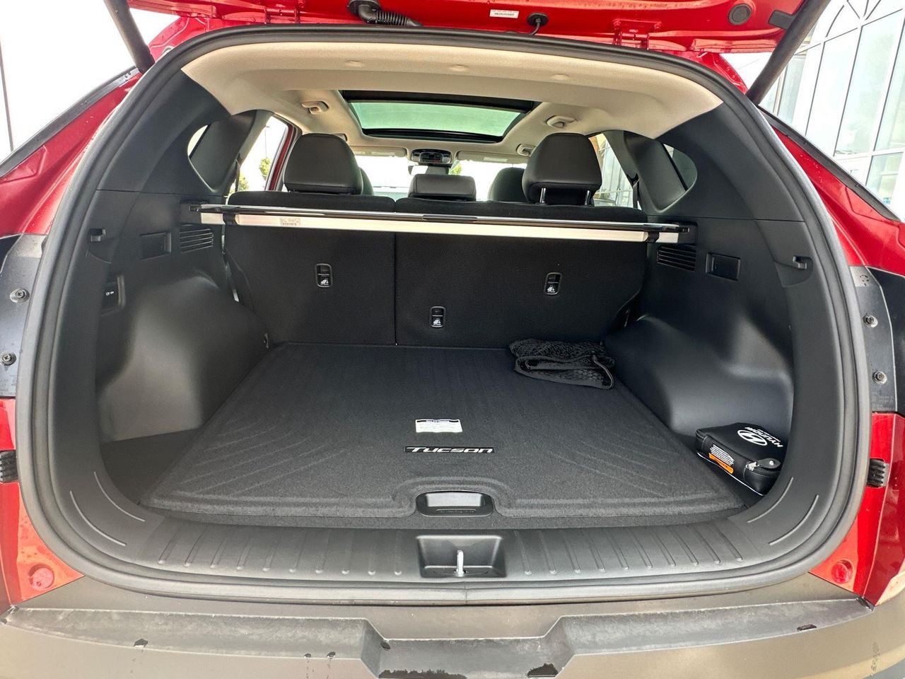 2025 Hyundai Tucson Hybrid SEL Convenience photo 32
