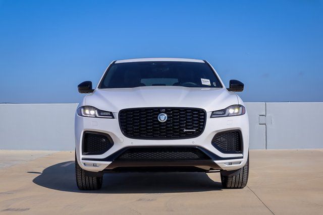 2025 Jaguar F-PACE P400 R-Dynamic S photo 2