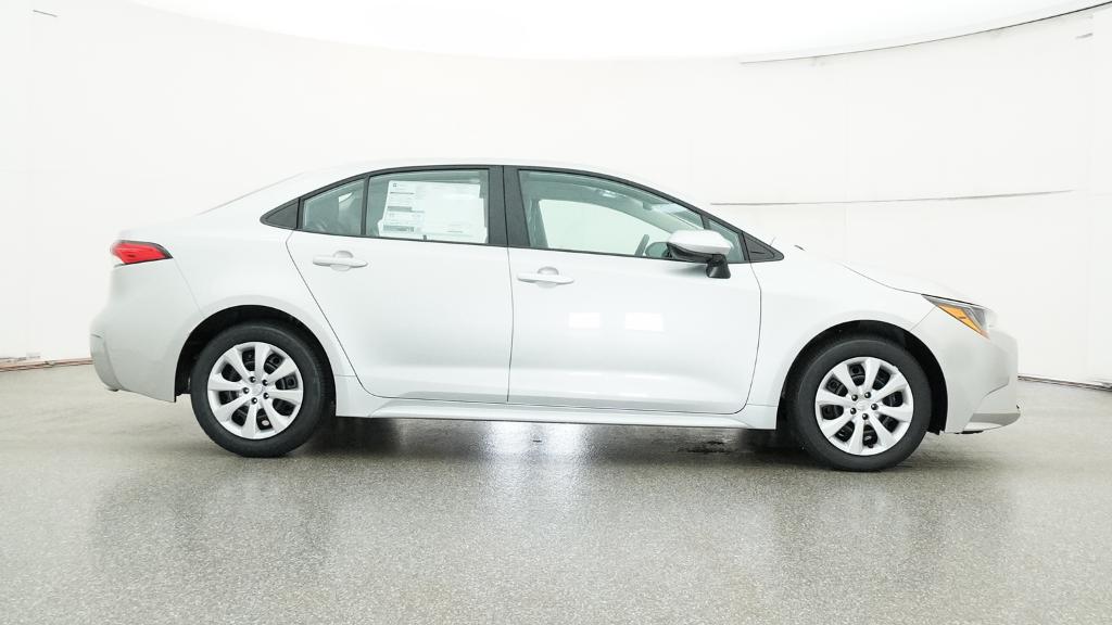 2025 Toyota Corolla LE photo 25