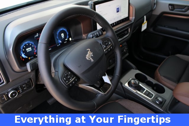 2025 Ford Bronco Sport Outer Banks photo 2