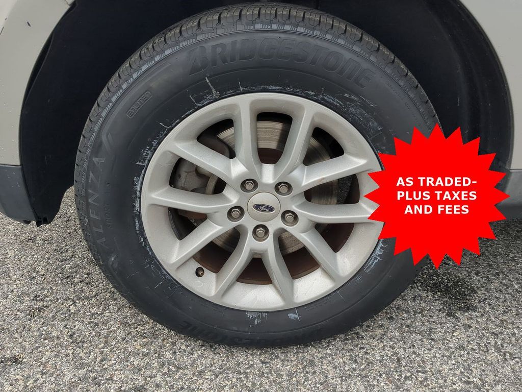 2013 Ford Edge SE photo 9
