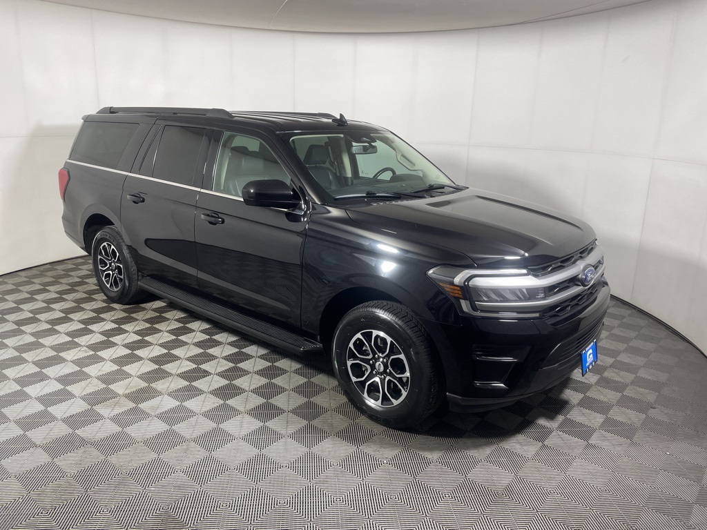 2024 Ford Expedition XLT's photo