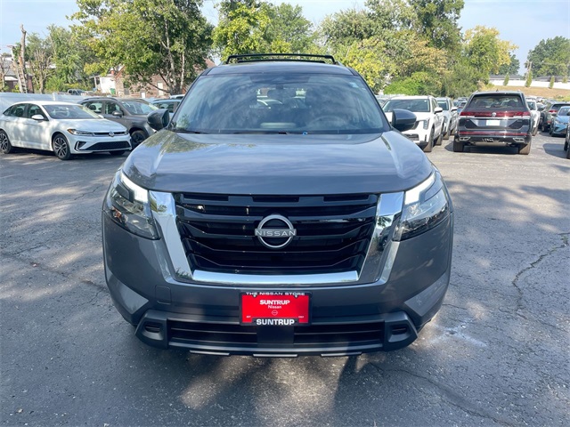 2025 Nissan Pathfinder SV photo 16