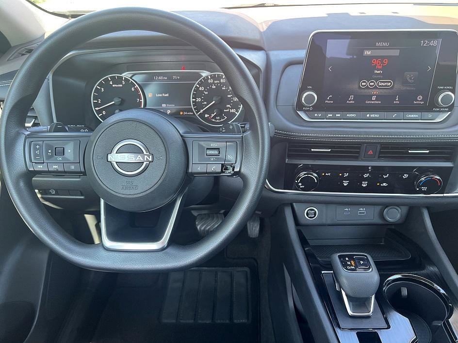 2023 Nissan Rogue S photo 17