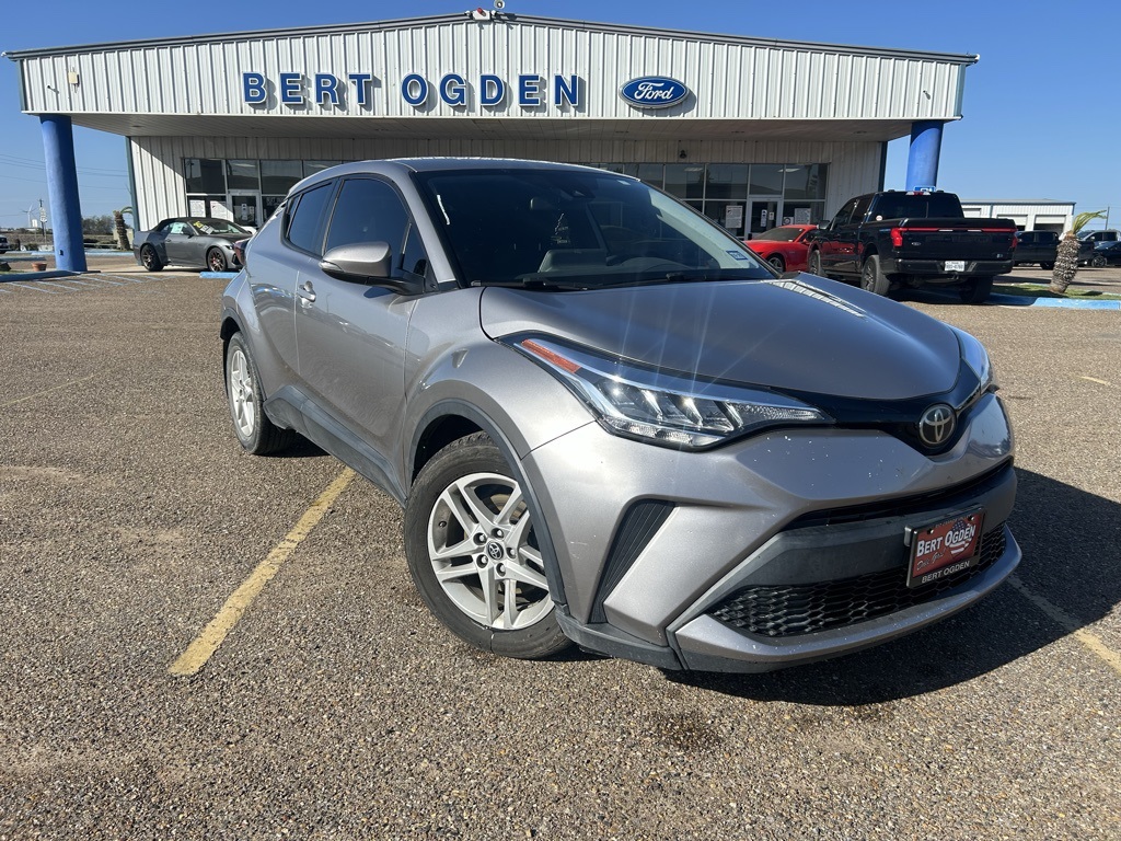 2020 Toyota C-HR LE's photo