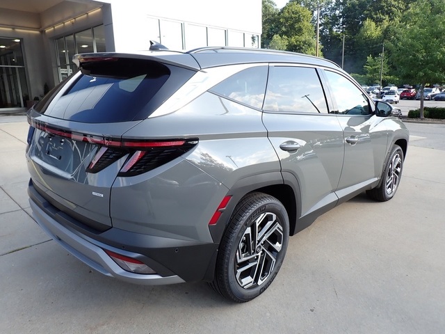 2025 Hyundai Tucson Limited photo 2