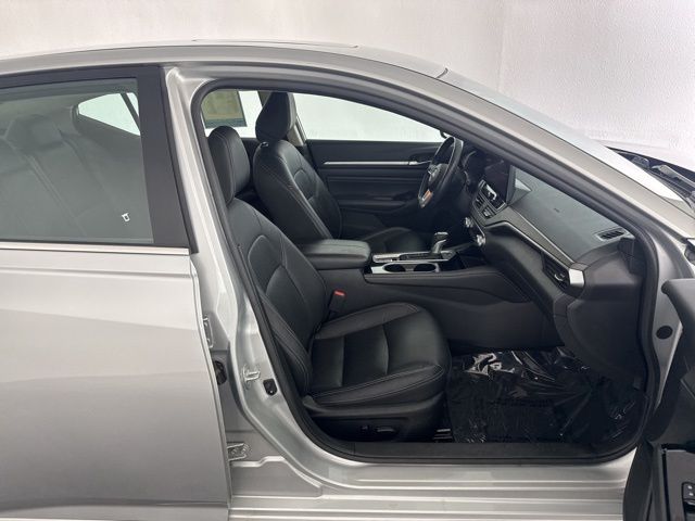 2023 Nissan Altima 2.5 SL photo 17