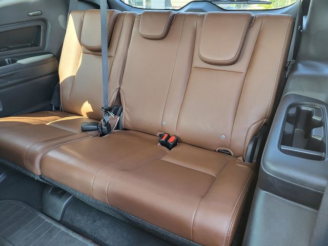 2022 Subaru Ascent Touring photo 14
