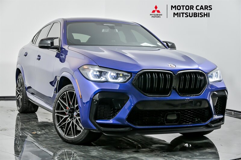 2022 BMW X6 M Base's photo