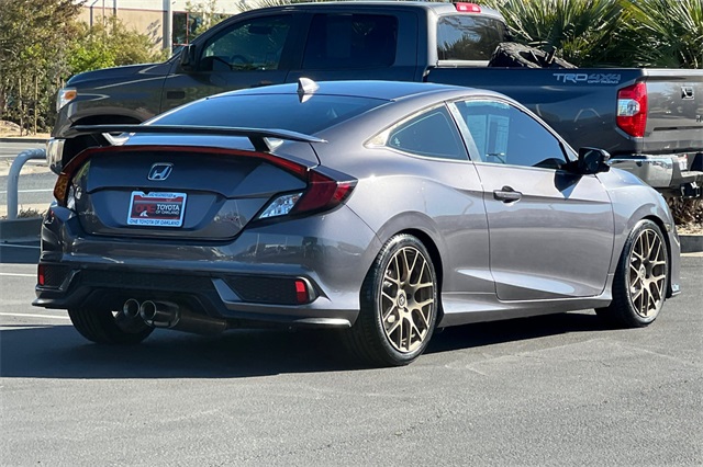 2017 Honda Civic Si photo 4