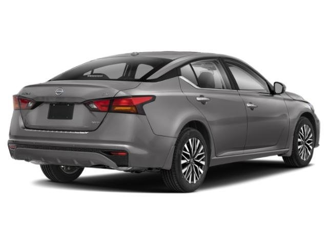 2023 Nissan Altima 2.5 SV photo 3