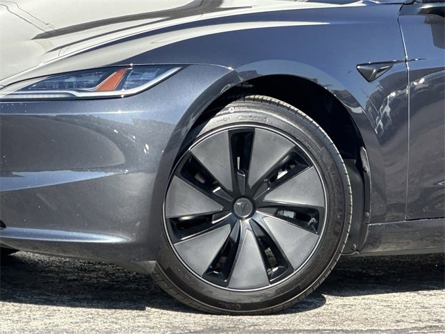 2025 Tesla Model 3 Long Range photo 8