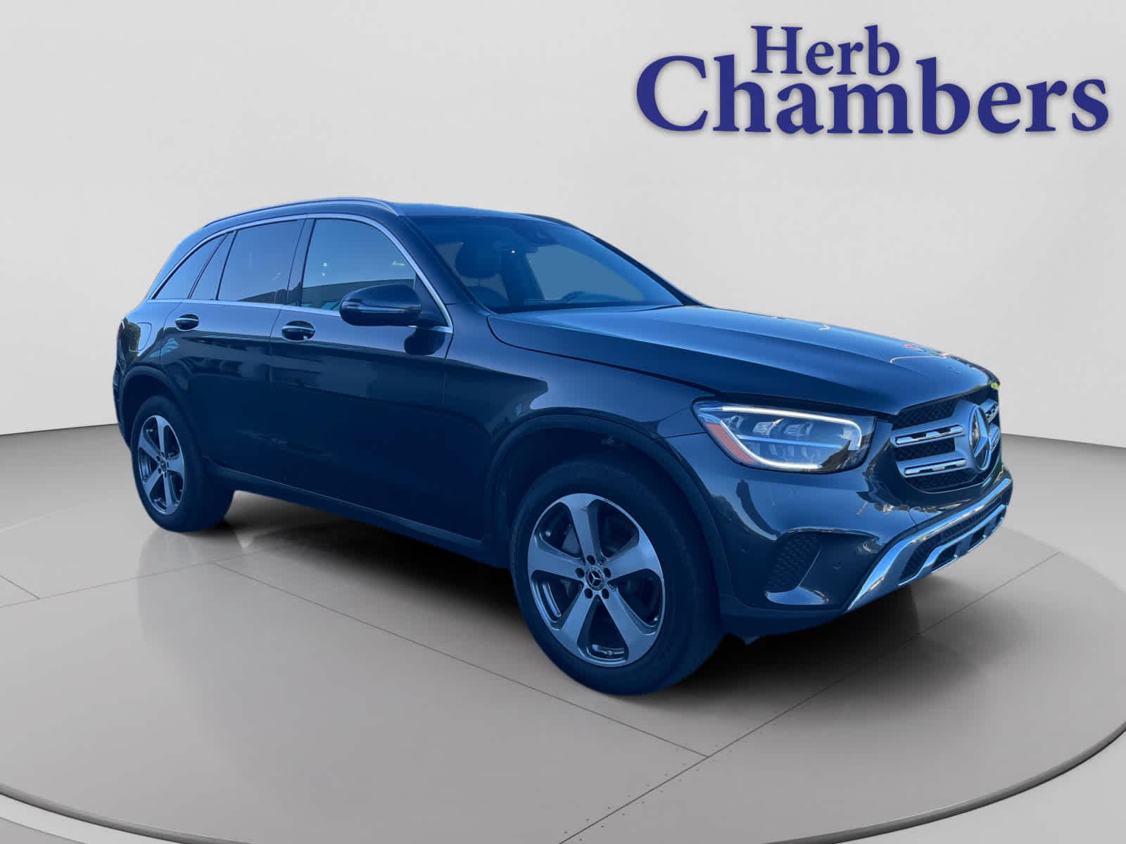 2022 Mercedes-Benz GLC GLC300's photo