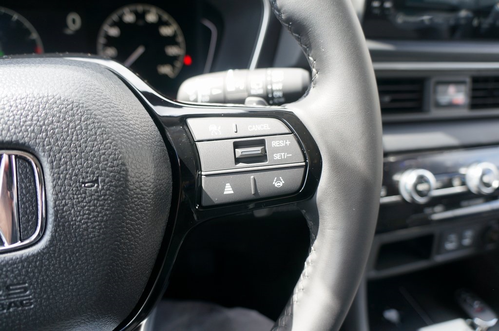 2025 Honda Pilot Touring photo 15