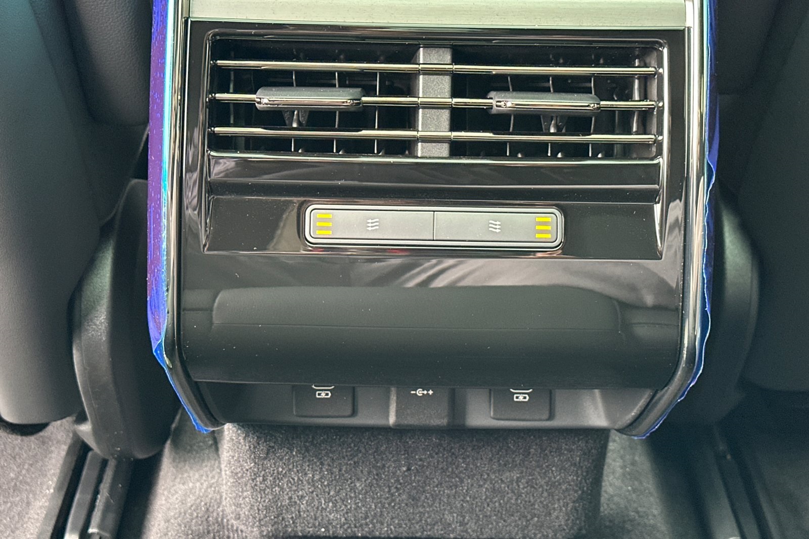 2025 Land Rover Range Rover Sport P360 S photo 27