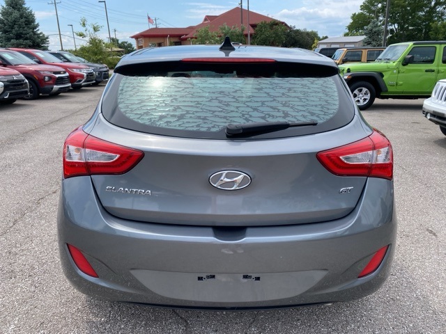 2016 Hyundai Elantra GT Base photo 5