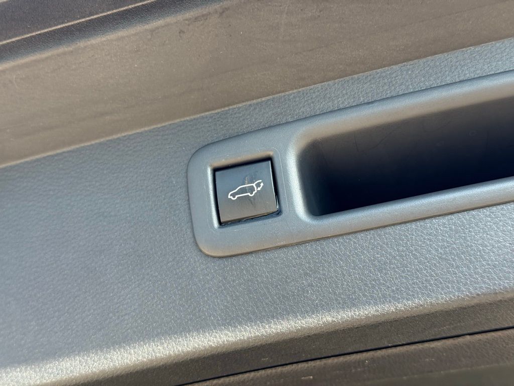 2023 Toyota Highlander XLE photo 15
