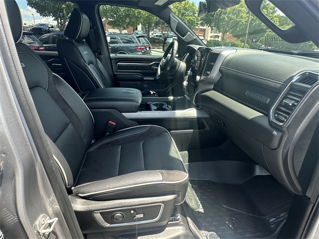 2025 Ram 1500 Laramie photo 13