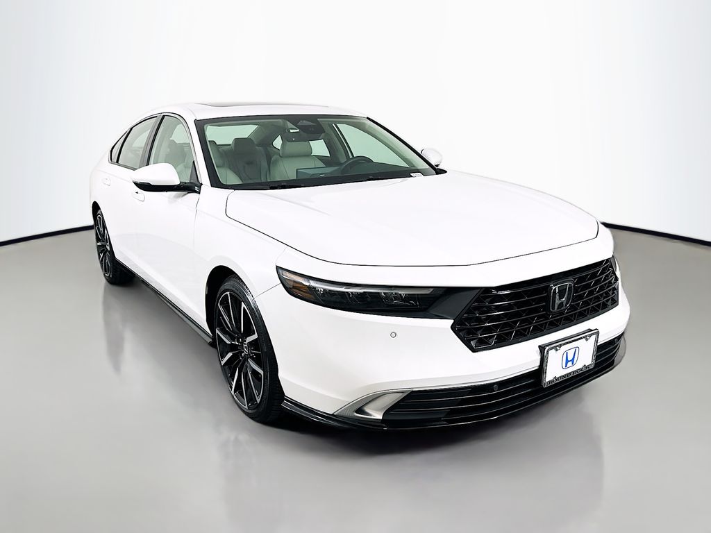 2025 Honda Accord Hybrid Touring photo 3