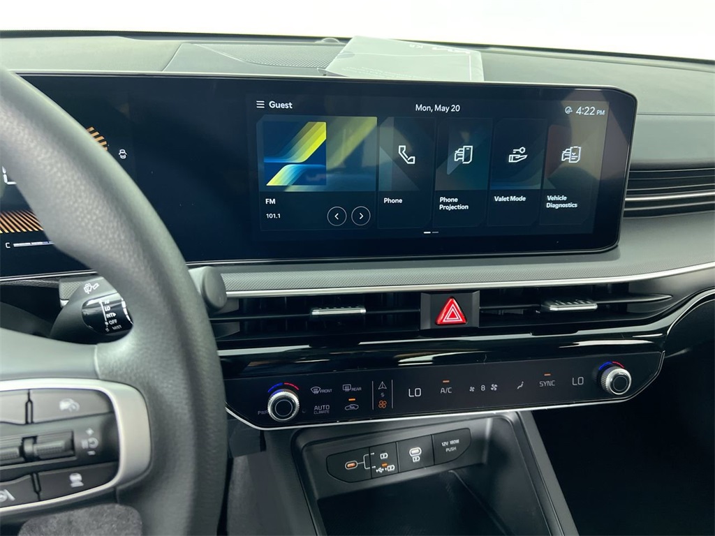2025 Kia K5 LXS photo 21