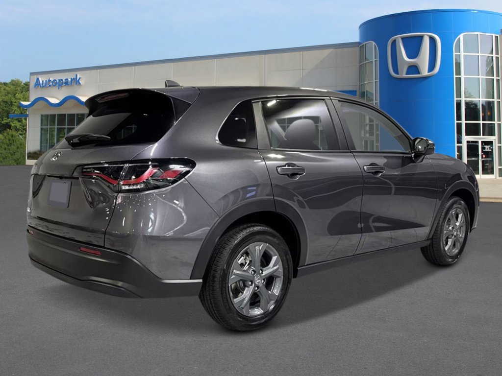 2026 Honda HR-V LX photo 5