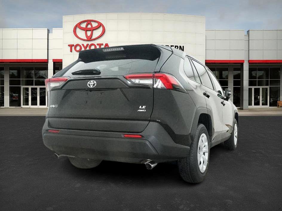 2025 Toyota RAV4 LE photo 2