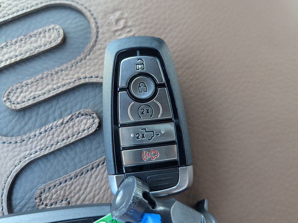 2025 Ford F-150 King Ranch photo 34