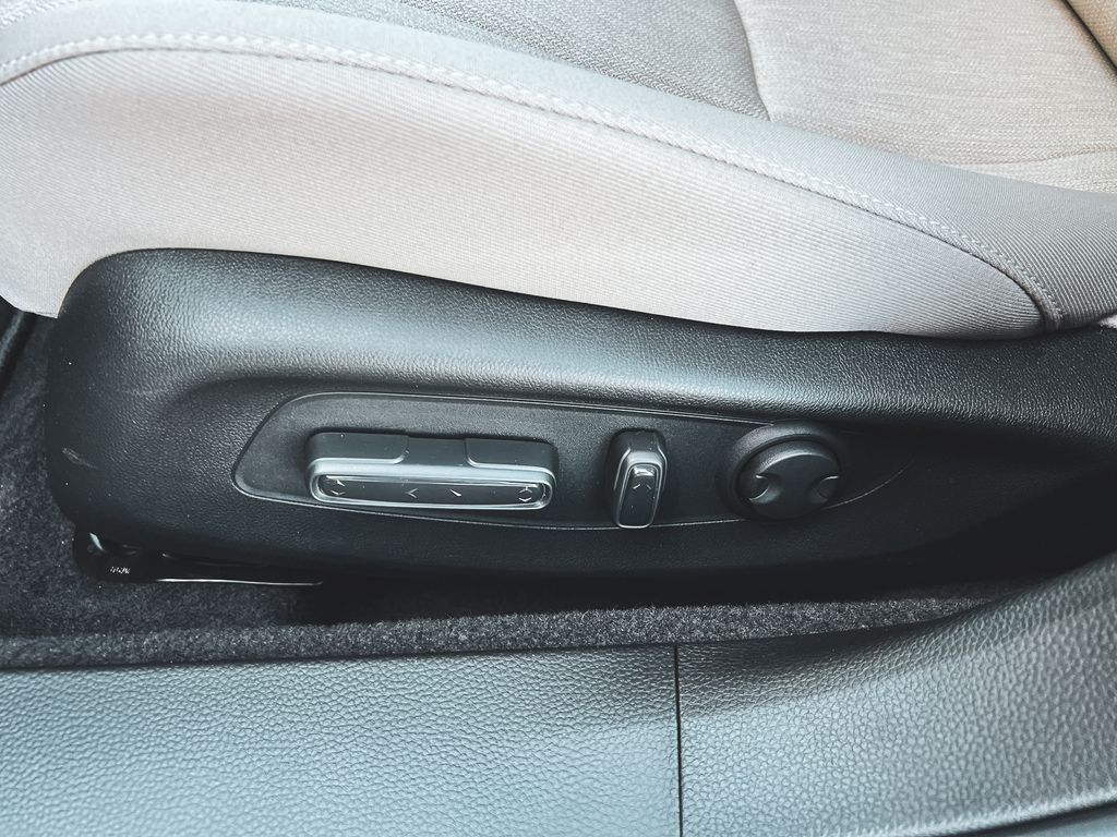 2025 Honda Accord SE photo 23