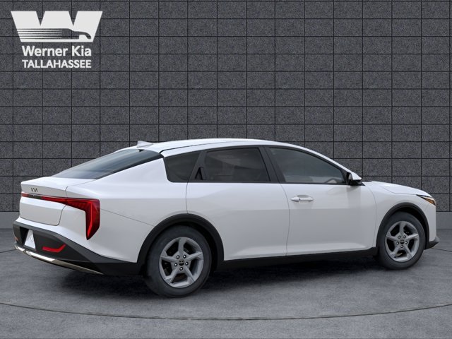 2025 Kia K4 LXS photo 3